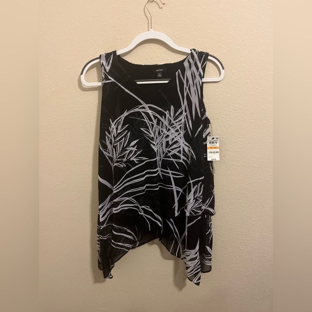 Alfani Black and White Patterned Sleeveless Top